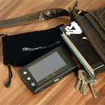 Handlich klein passt das SenseView Pocket in jede Handtasche - Foto: djd/Baum Retec